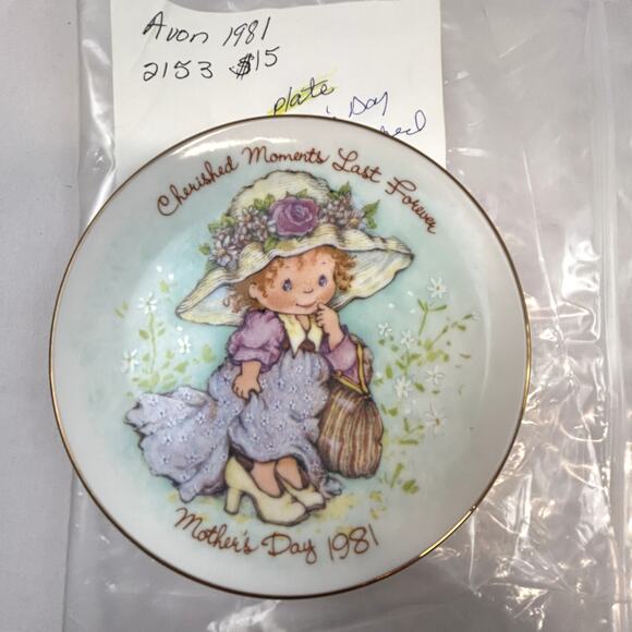 1981 Avon Mother's Day Plate Cherished Moments Last Forever 5" 24K gold rim - Picture 1 of 5